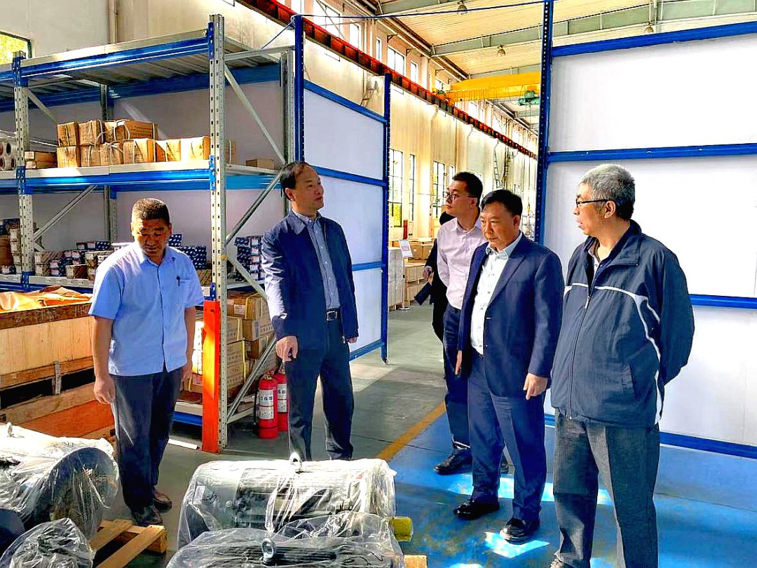 京城機(jī)電黨委副書記、總經(jīng)理王國(guó)華一行赴蘇州、寧波、溫州進(jìn)行液壓行業(yè)深度調(diào)研