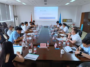 京城機(jī)電黨委副書記、總經(jīng)理王軍一行蒞臨華德液壓調(diào)研指導(dǎo)工作